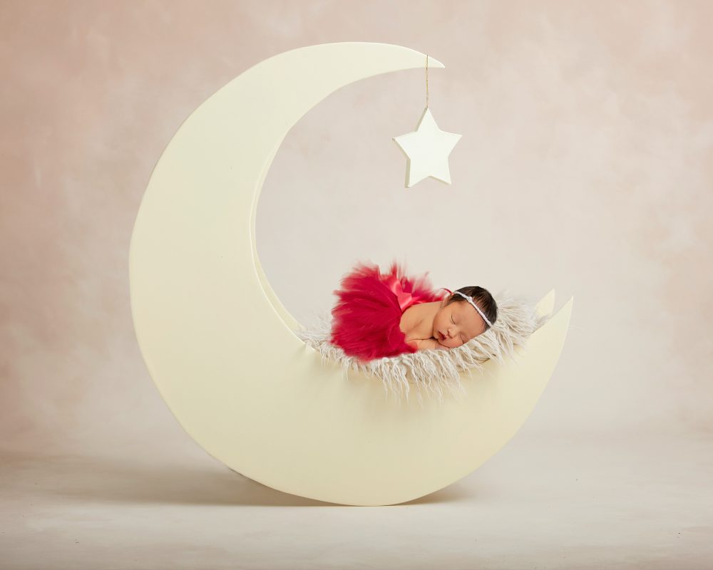 baby photos, newborn pictures, infant photos, baby on a moon