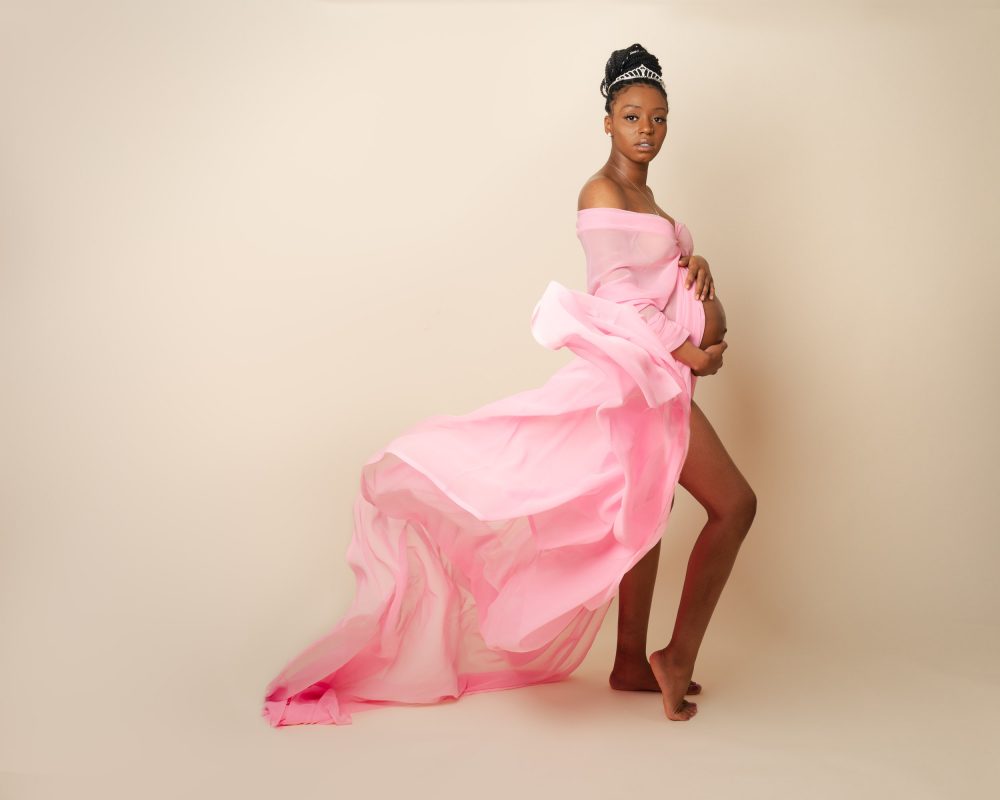 Maternity Photo pink dress