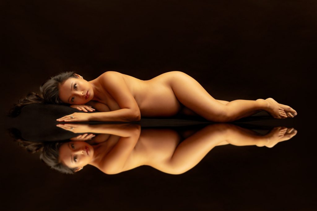 maternity boudoir photography