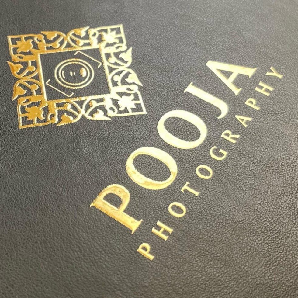 Pooja photography logo
