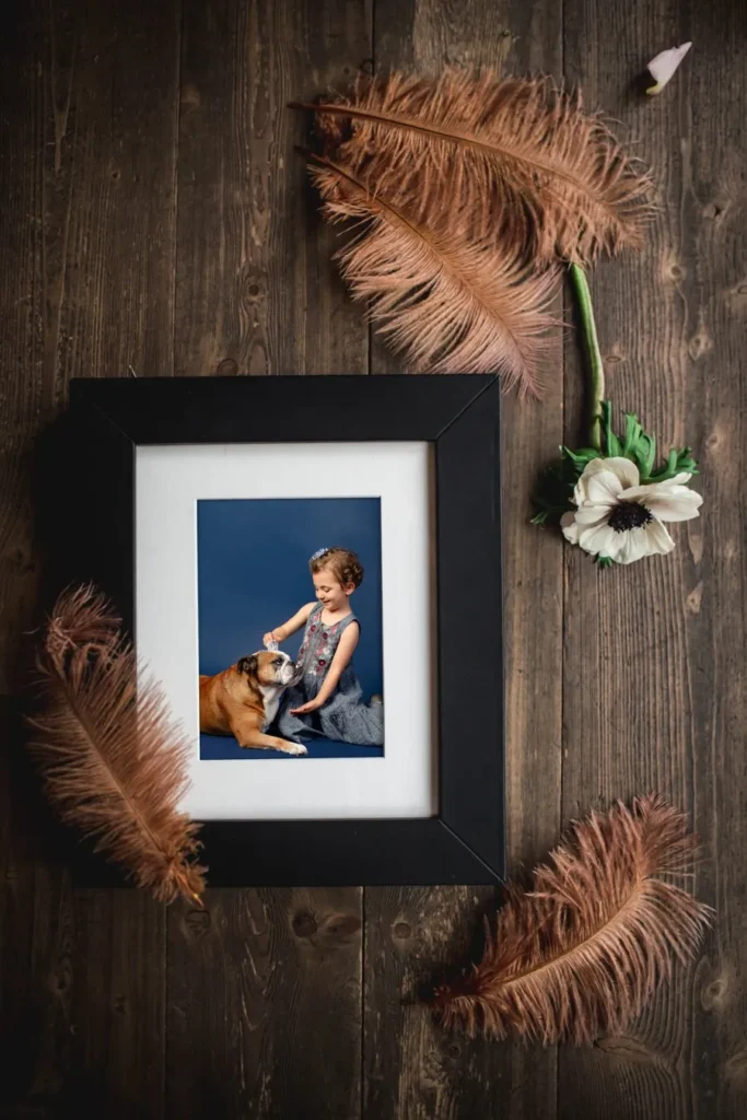 kid photoframe with dog